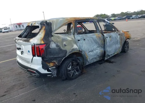 2022 Kia Sorento Hybrid S z USA, uszkodzony, nr VIN KNDRG4LGXN5113516